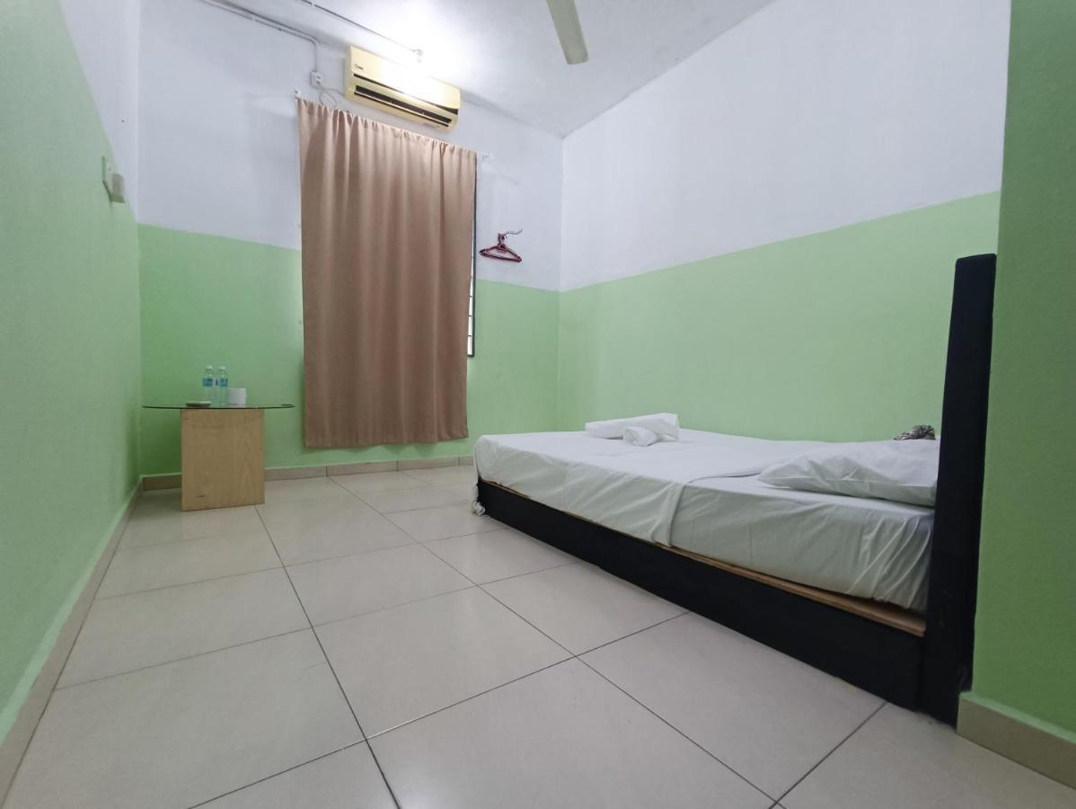 Rvh Hotel קוטה בארו מראה חיצוני תמונה